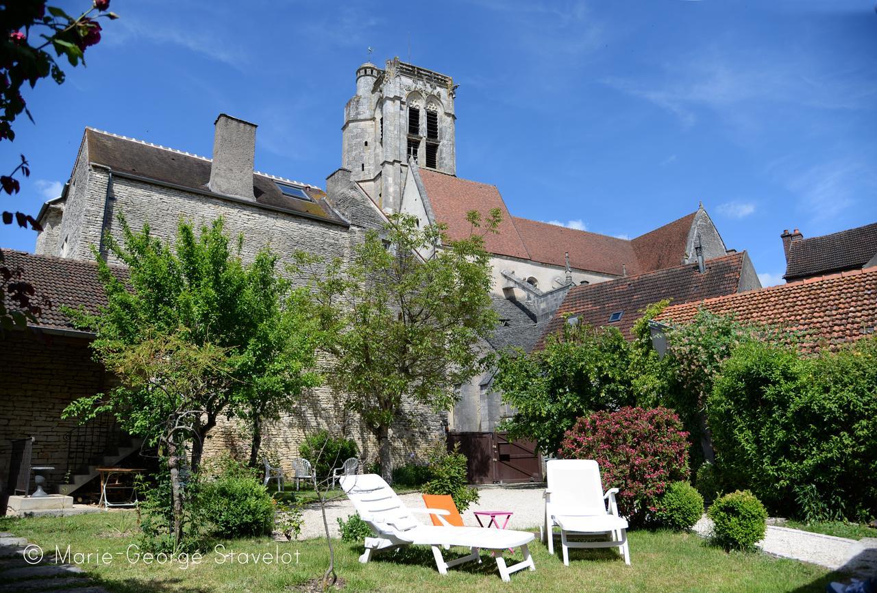 Villa La Victoire De Noyers Exterior foto