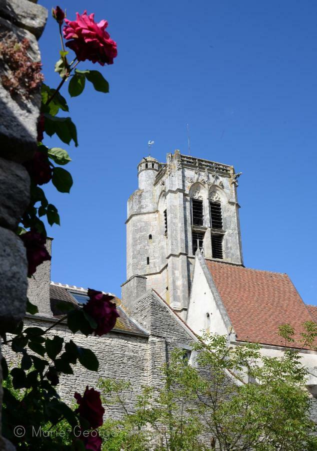 Villa La Victoire De Noyers Exterior foto